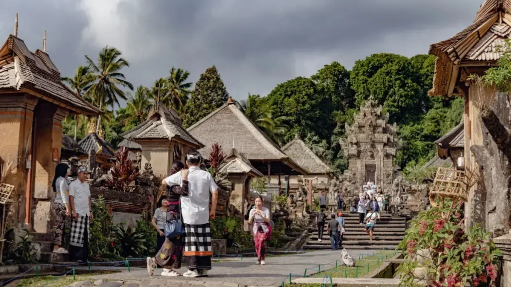 Desa Penglipuran (Sumber:  Wira Tour Bali)