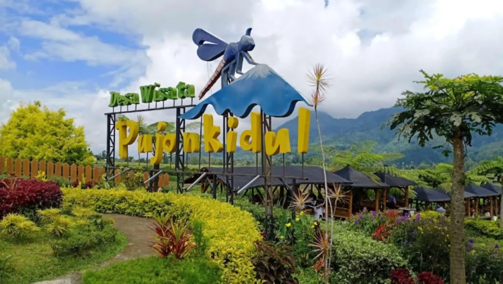 Desa Pujon Kidul (Sumber: Atourin)