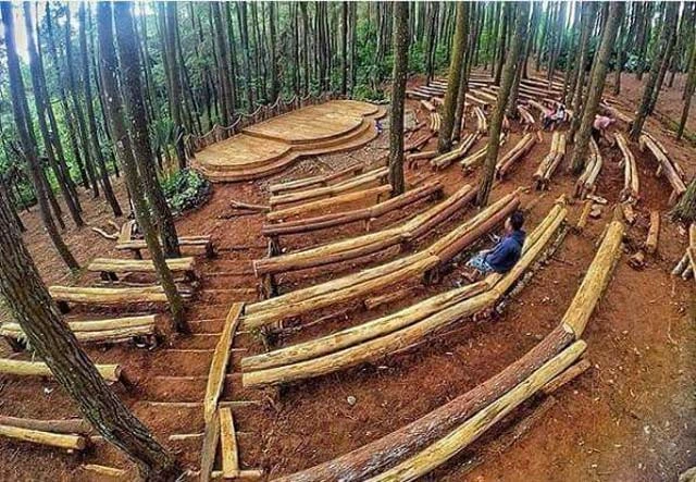 lokasi set-jetting hutan pinus mangunan